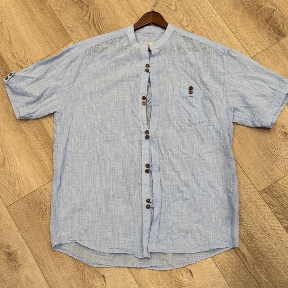 Light Blue Men's Casual Shirt